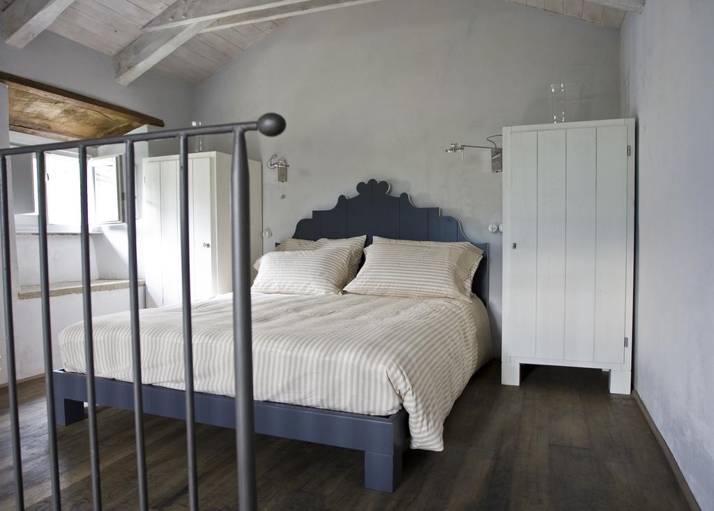 Sasso Al Melo - Apartments クティリアーノ 部屋 写真