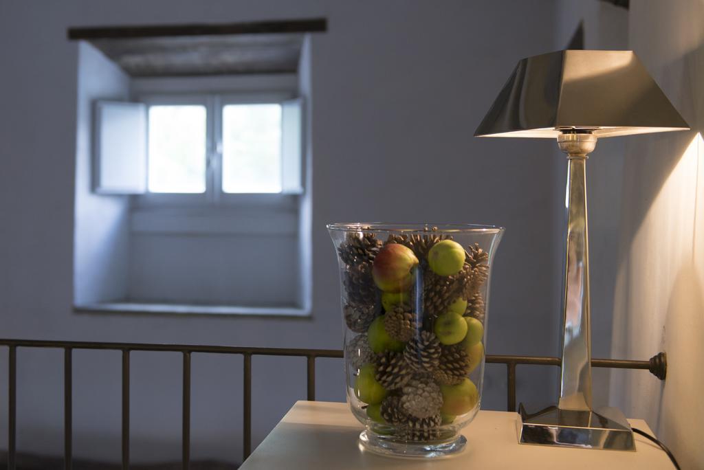 Sasso Al Melo - Apartments クティリアーノ エクステリア 写真